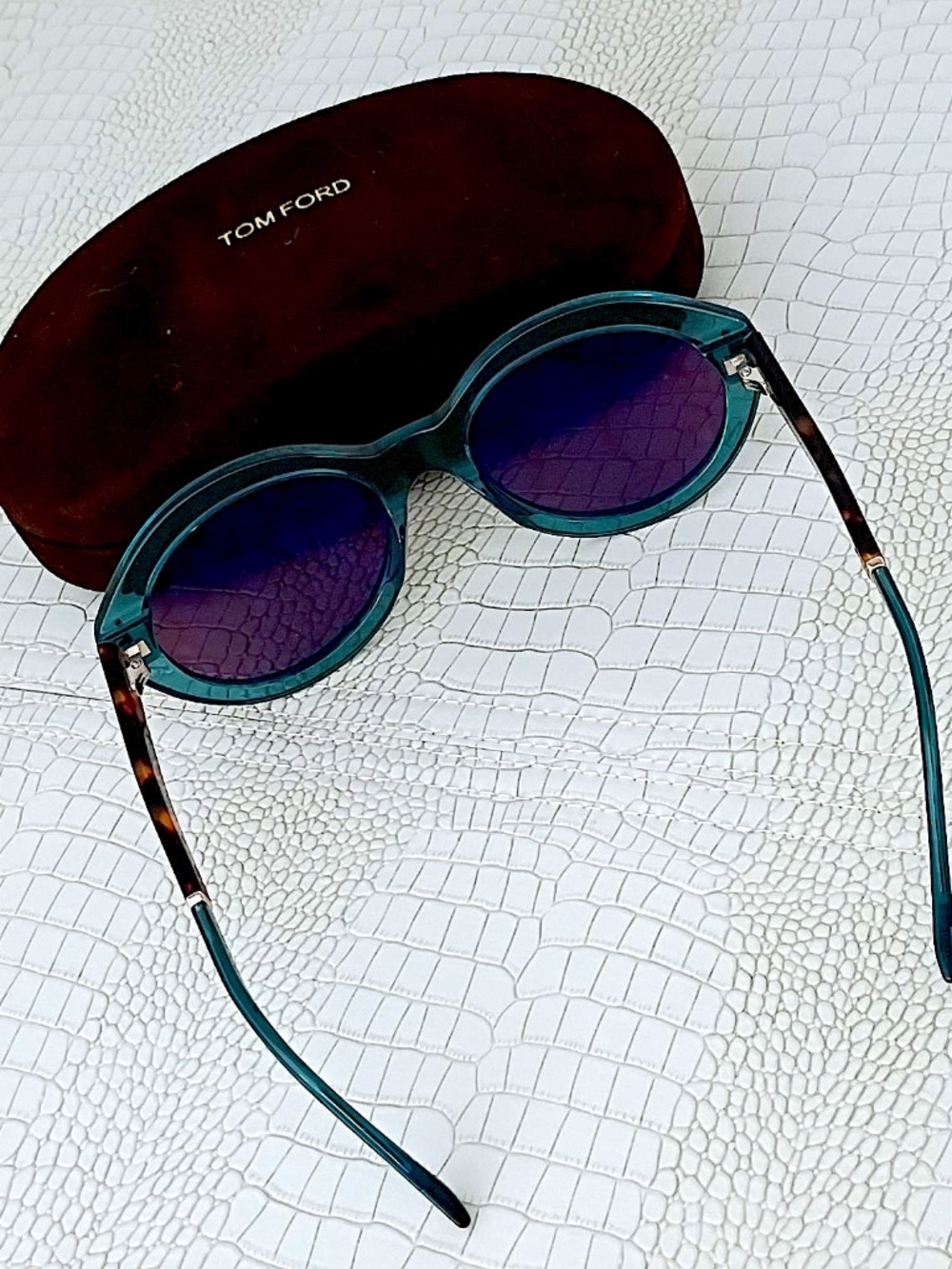 Tom Ford Seraphina FT1088 90E Transparent Blue Sunglasses - Picture 6 of 16